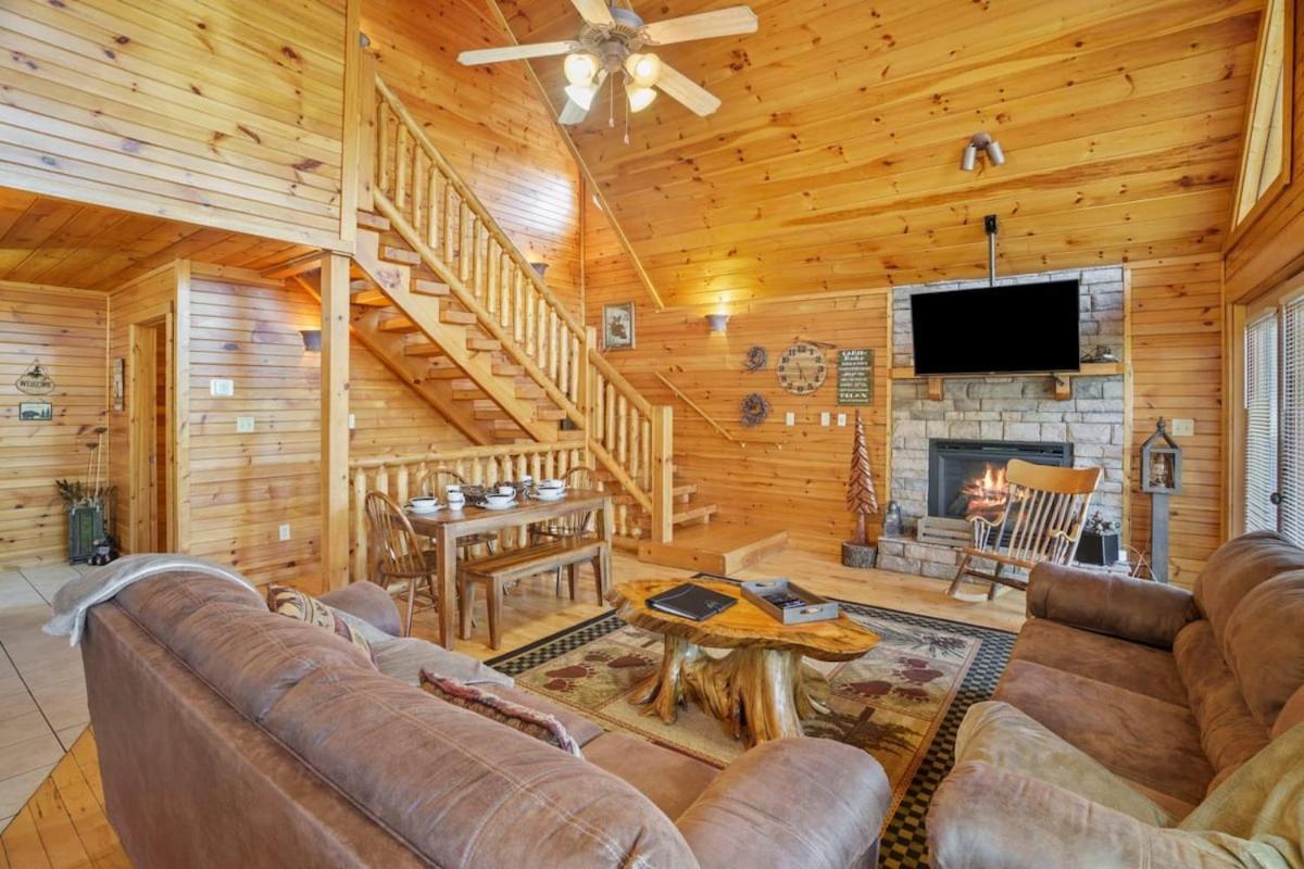 Stunning Mountain Cabin W Hot Tub Гатлинбург Экстерьер фото